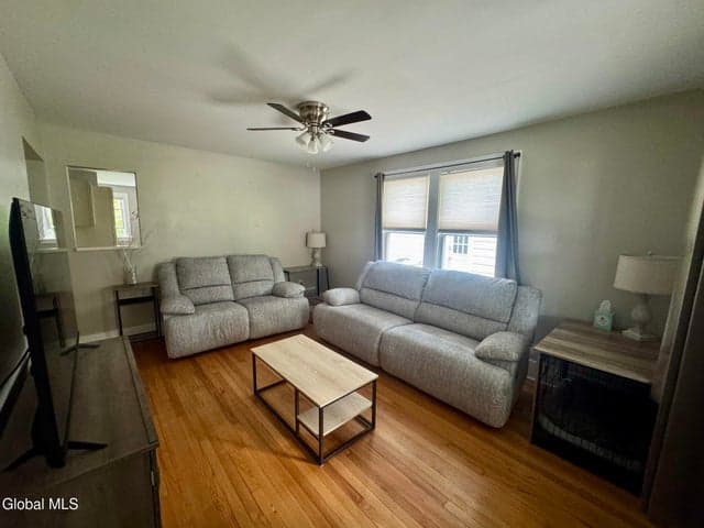 13 Knickerbocker Road, Scotia, NY, photo 2