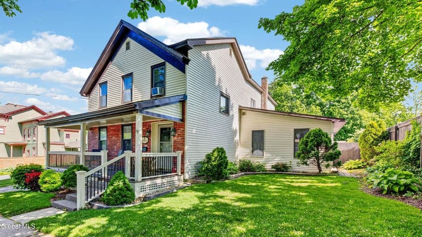19 W Montgomery Street, Johnstown, NY, photo 4