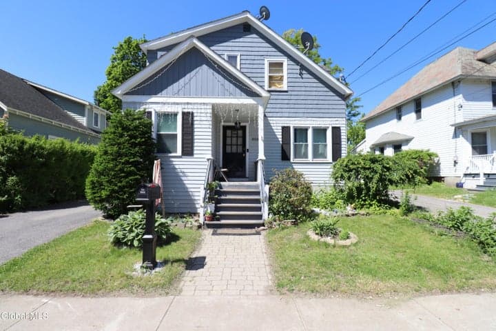 828 Harrison Avenue, Schenectady, NY, photo 1