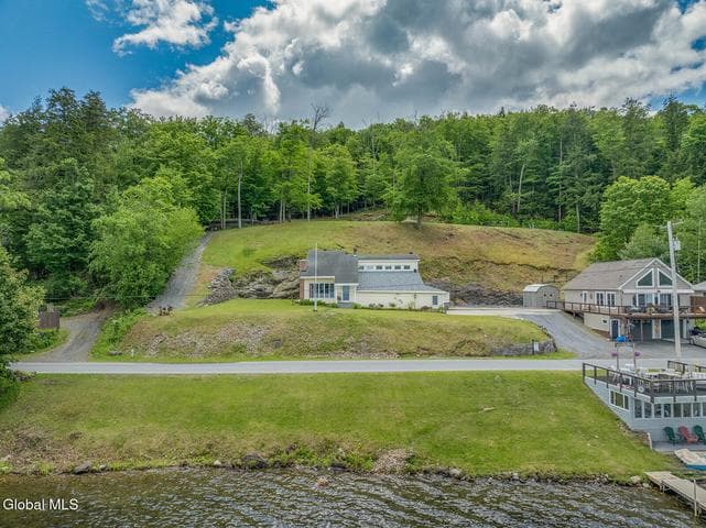 210 E Lake Road, Greenwich, NY, photo 1