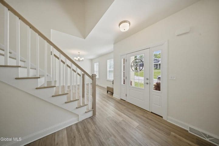29 Stone Ridge Road, Wilton, NY, photo 4