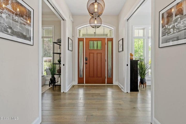 199 Clinton Street, Saratoga Springs, NY, photo 4