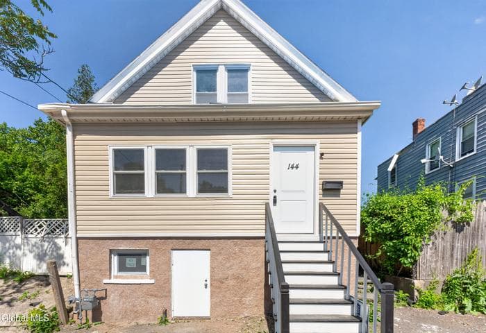 144 S Hawk Street, Albany, NY, photo 1
