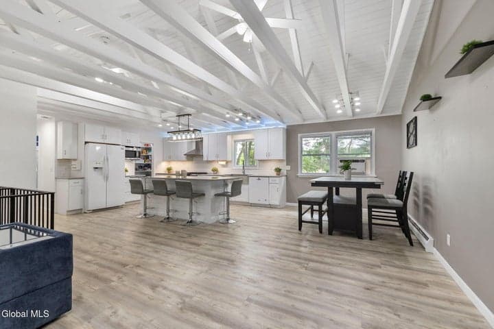 247 Pinewood Drive, Guilderland, NY, photo 5