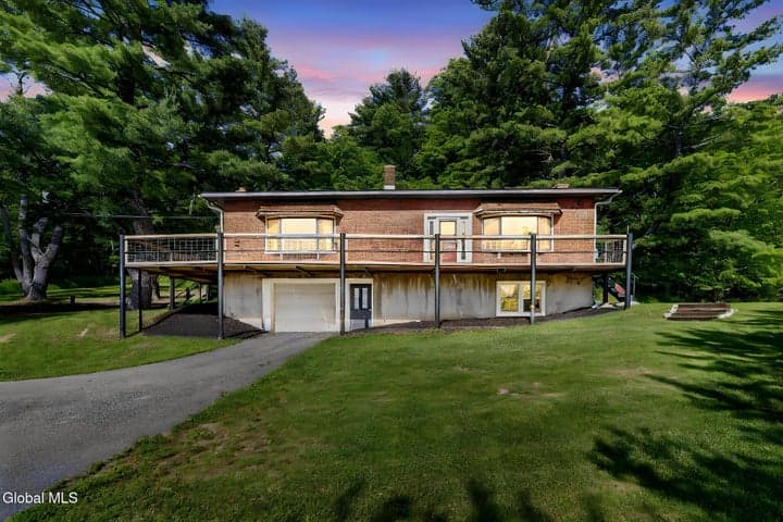 306 Spicer Road, Hoosick, NY, photo 2