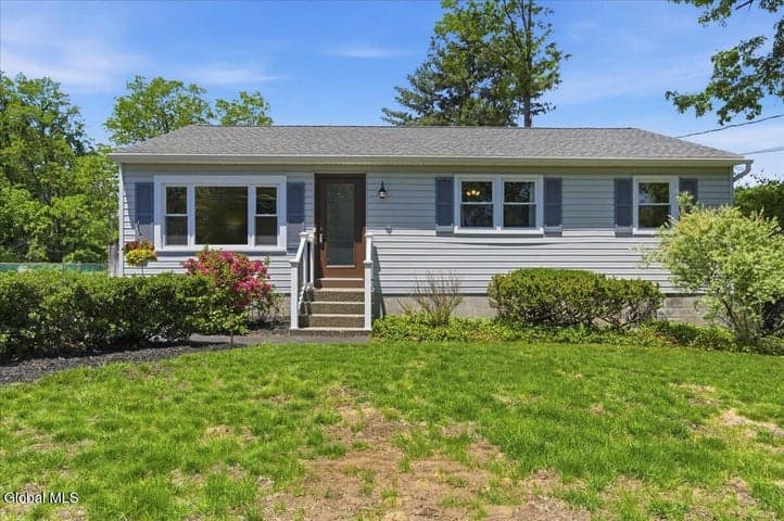 177 Nutwood Avenue, Colonie, NY, photo 3