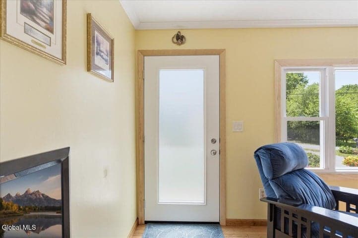 177 Nutwood Avenue, Colonie, NY, photo 5