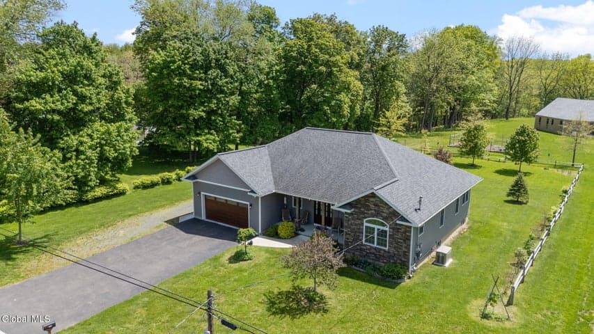 108 Green Avenue, Castleton-on-Hudson, NY, photo 4