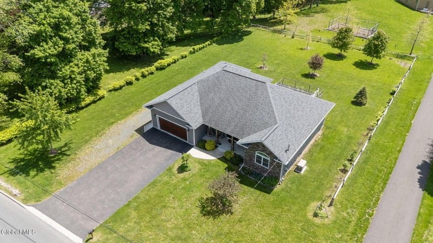 108 Green Avenue, Castleton-on-Hudson, NY, photo 5