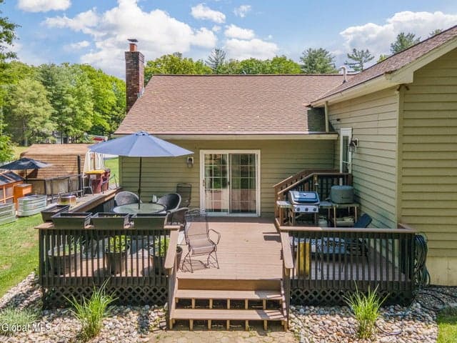 34 Rolling Hills Drive, Wilton, NY, photo 5