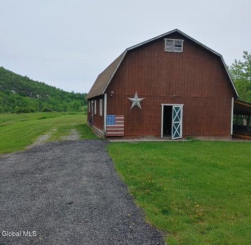 749 State Route 9N, Ticonderoga, NY, photo 3