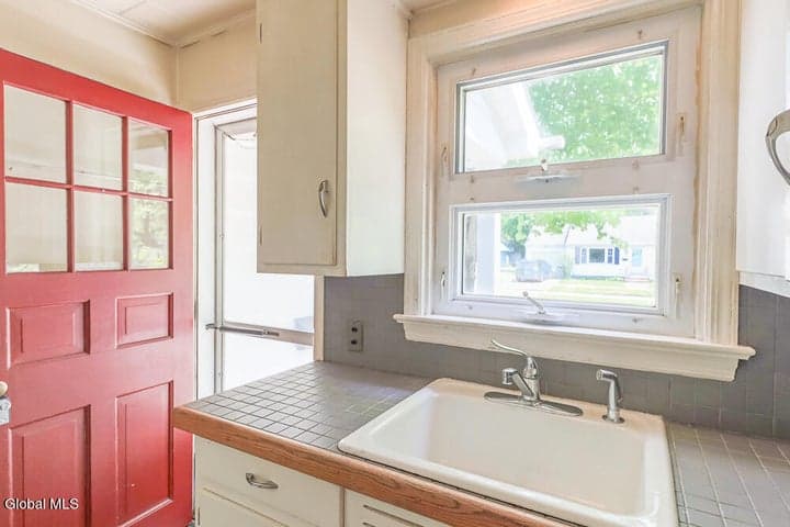 26 Houseman Avenue, Chatham, NY, photo 4