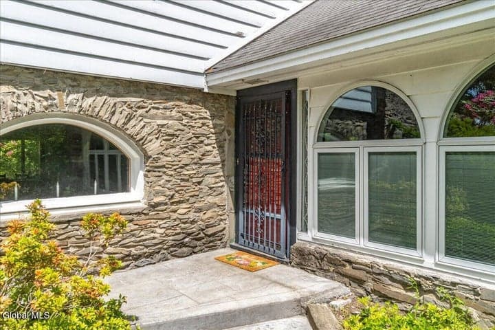 159 Eastside Drive, Clifton Park, NY, photo 5