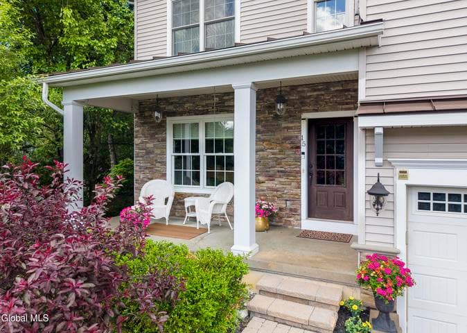 15 Wildwood Drive, Colonie, NY, photo 2