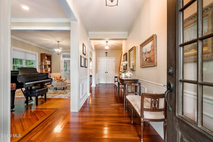 15 Wildwood Drive, Colonie, NY, photo 3