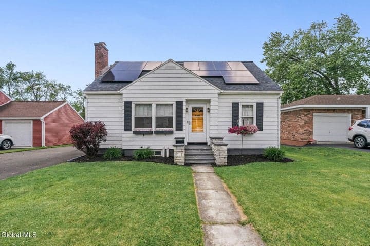 115 Lindbergh Avenue, Rensselaer, NY, photo 1