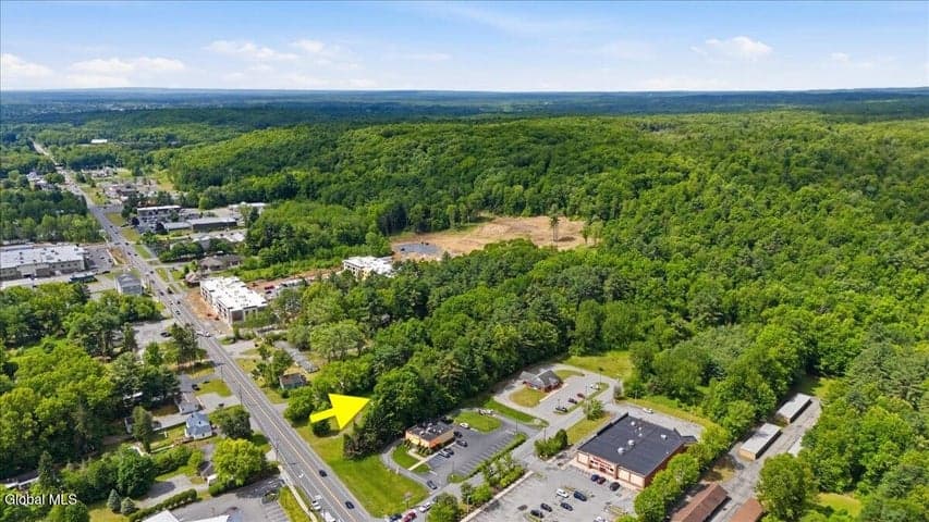 645 Saratoga Road, Wilton, NY, photo 3