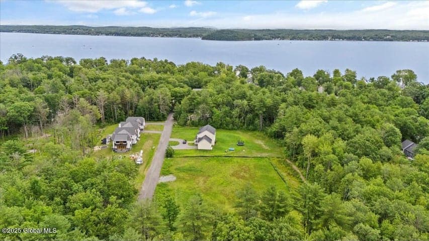 24 Locust Road, Malta, NY, photo 1