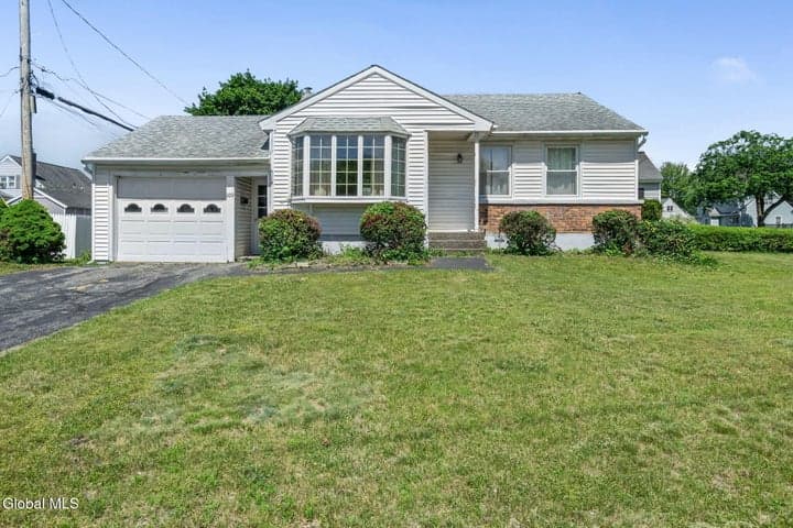 109 Elliott Avenue, Schenectady, NY