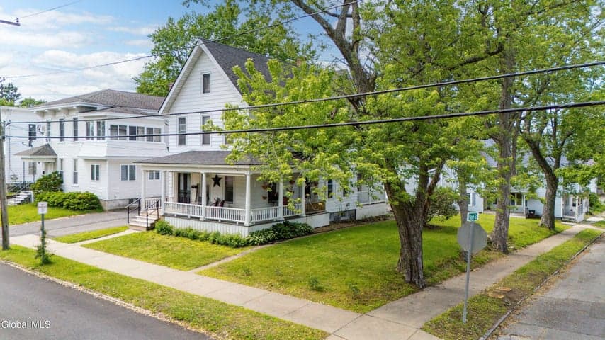 59 Prospect Avenue, Gloversville, NY