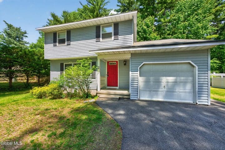11 Plum Poppy S, Malta, NY, photo 1