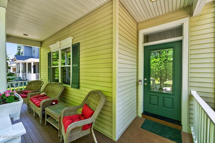 116 Elm Street, Saratoga Springs, NY, photo 3