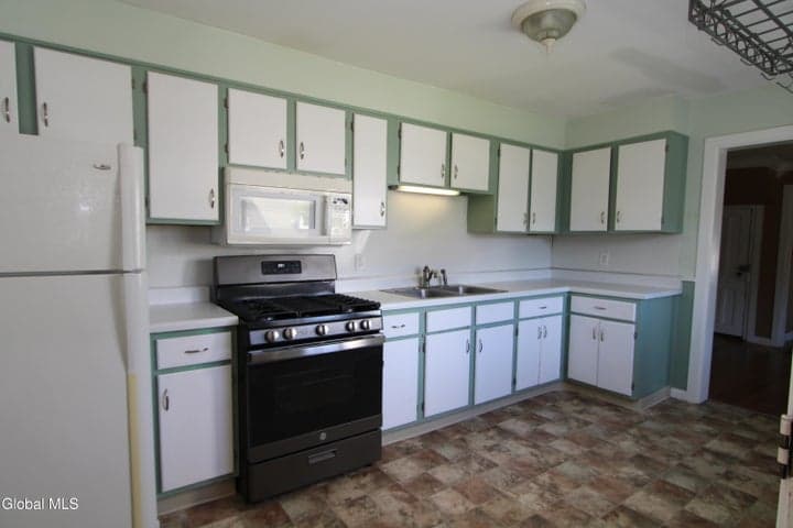 5 Hudson Street, Castleton-on-Hudson, NY, photo 5