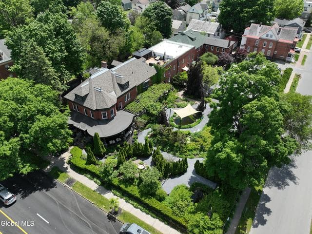 72 Union Avenue, Saratoga Springs, NY, photo 2