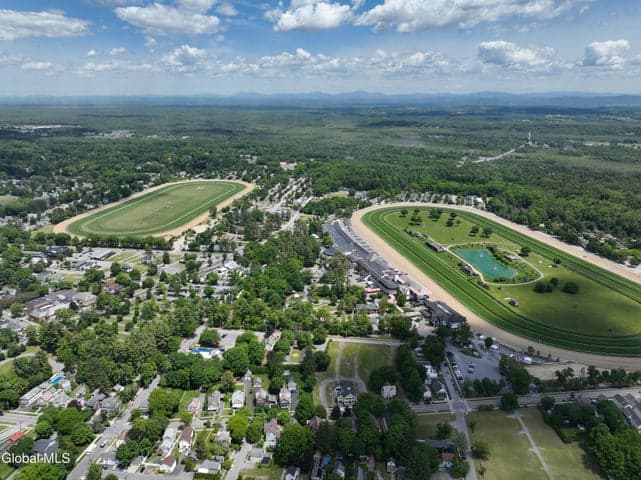 72 Union Avenue, Saratoga Springs, NY, photo 3
