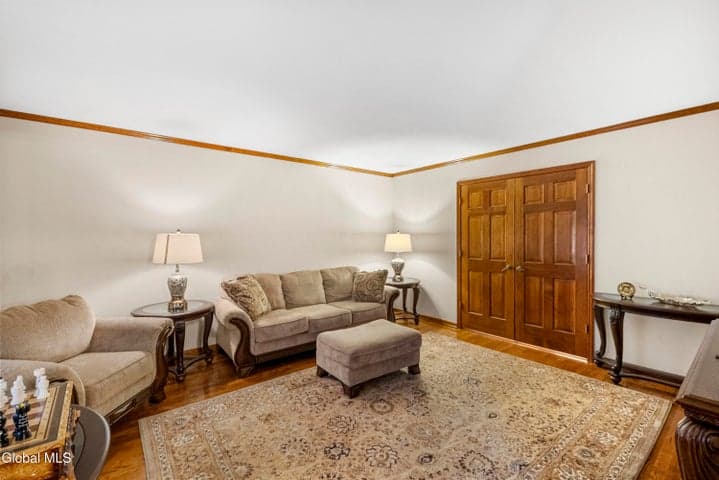 16 Innisbrook Drive, Clifton Park, NY, photo 5