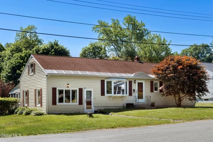 14 Concord Street, Scotia, NY, photo 2
