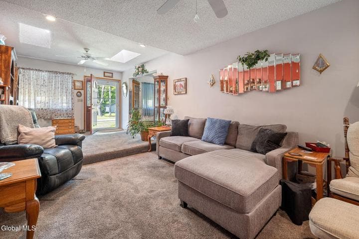 13 Saratoga Drive, Glenville, NY, photo 5
