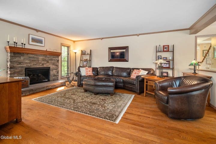 819 Via Marchella, Guilderland, NY, photo 3