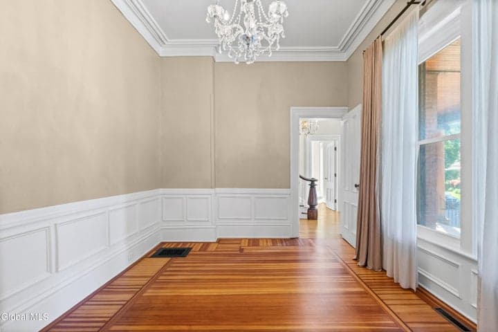 12 Collins Avenue, Troy, NY, photo 5