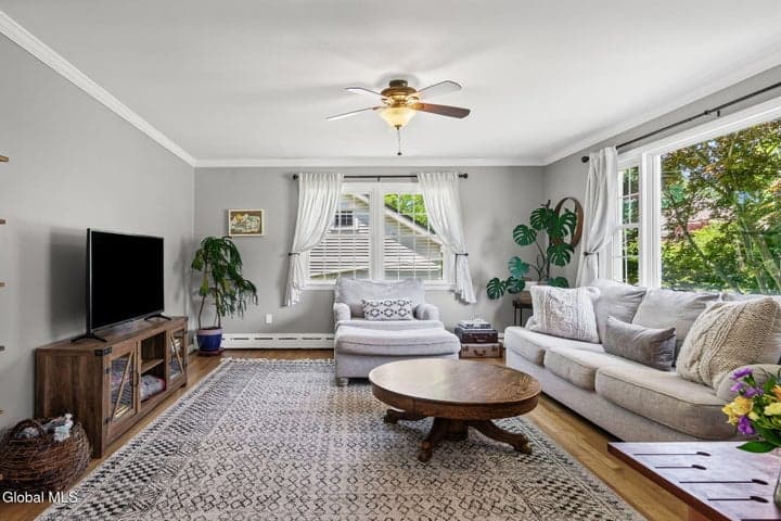 6 Foxhall Drive, Saratoga Springs, NY, photo 3