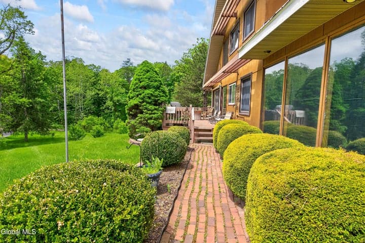 34 Guy Lane, New Baltimore, NY, photo 5
