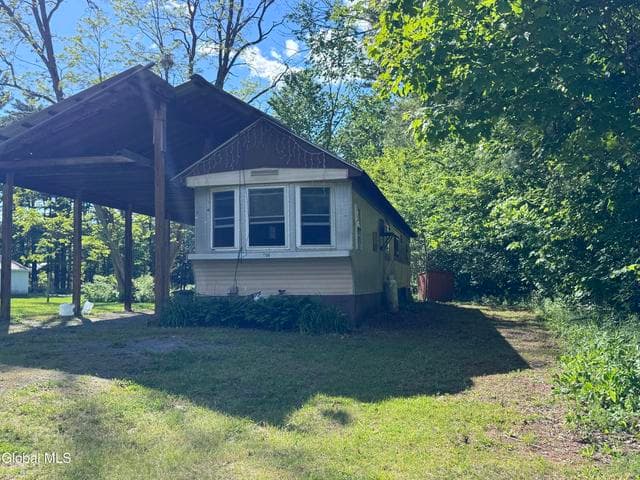 1706 State Highway 30, Mayfield, NY