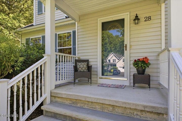 28 Timbira Drive, Wilton, NY, photo 3