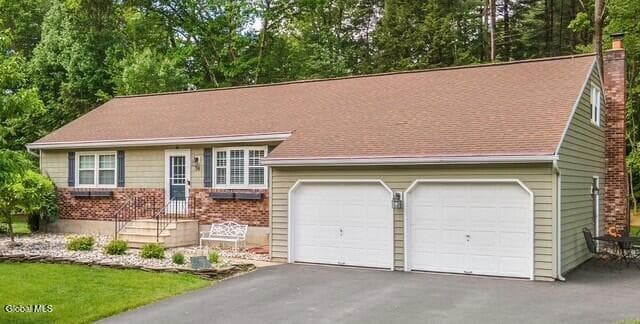 34 Rolling Hills Drive, Wilton, NY, photo 1