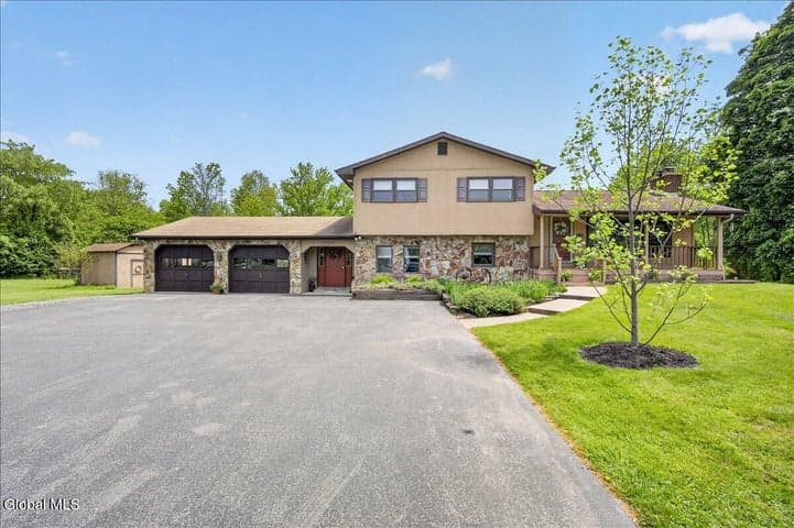 1107 Ballston Lake Road, Clifton Park, NY, photo 1