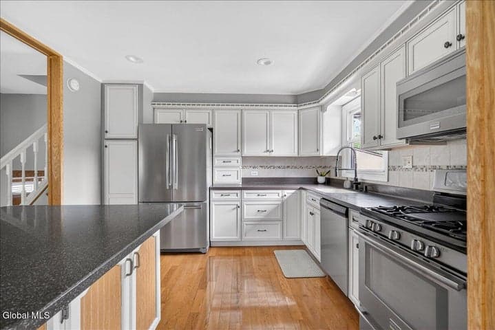 1107 Ballston Lake Road, Clifton Park, NY, photo 2