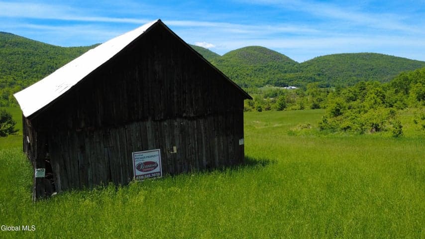 L7 NYS Route 9N, Ticonderoga, NY, photo 2