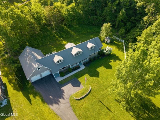 186 Van Rensselaer Boulevard, Menands, NY, photo 2