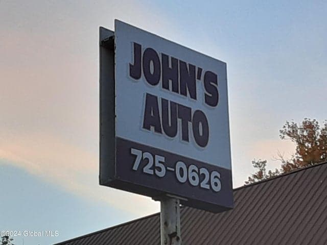 180 W Fulton Street, Gloversville, NY, photo 2