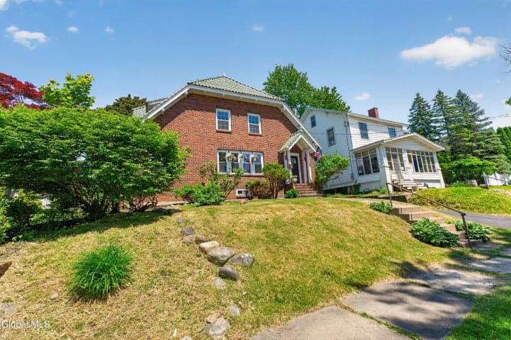37 Grant Avenue, Amsterdam, NY, photo 5