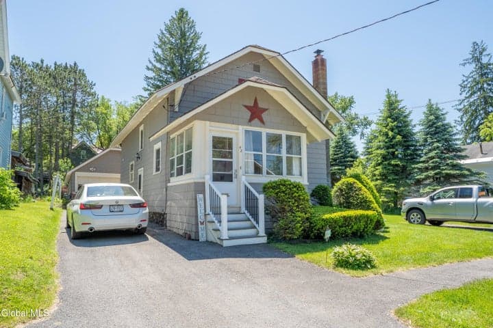 42 Franklin Street, Gloversville, NY