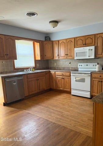 1 Maple Lane, Cherry Valley, NY, photo 5