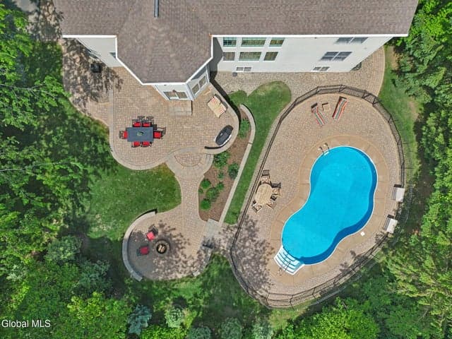 55 Outlook Drive South, Halfmoon, NY, photo 3