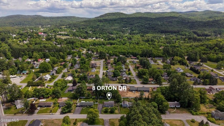 8 Orton Drive, Warrensburg, NY, photo 3