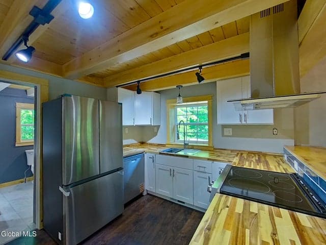 115 Lake Street, Mayfield, NY, photo 3